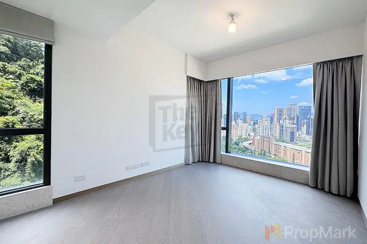 Central Peak Phase 2 - Photo 4