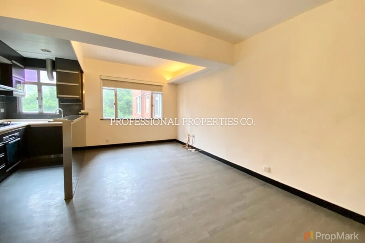 Tai Hang Terrace - Photo 1