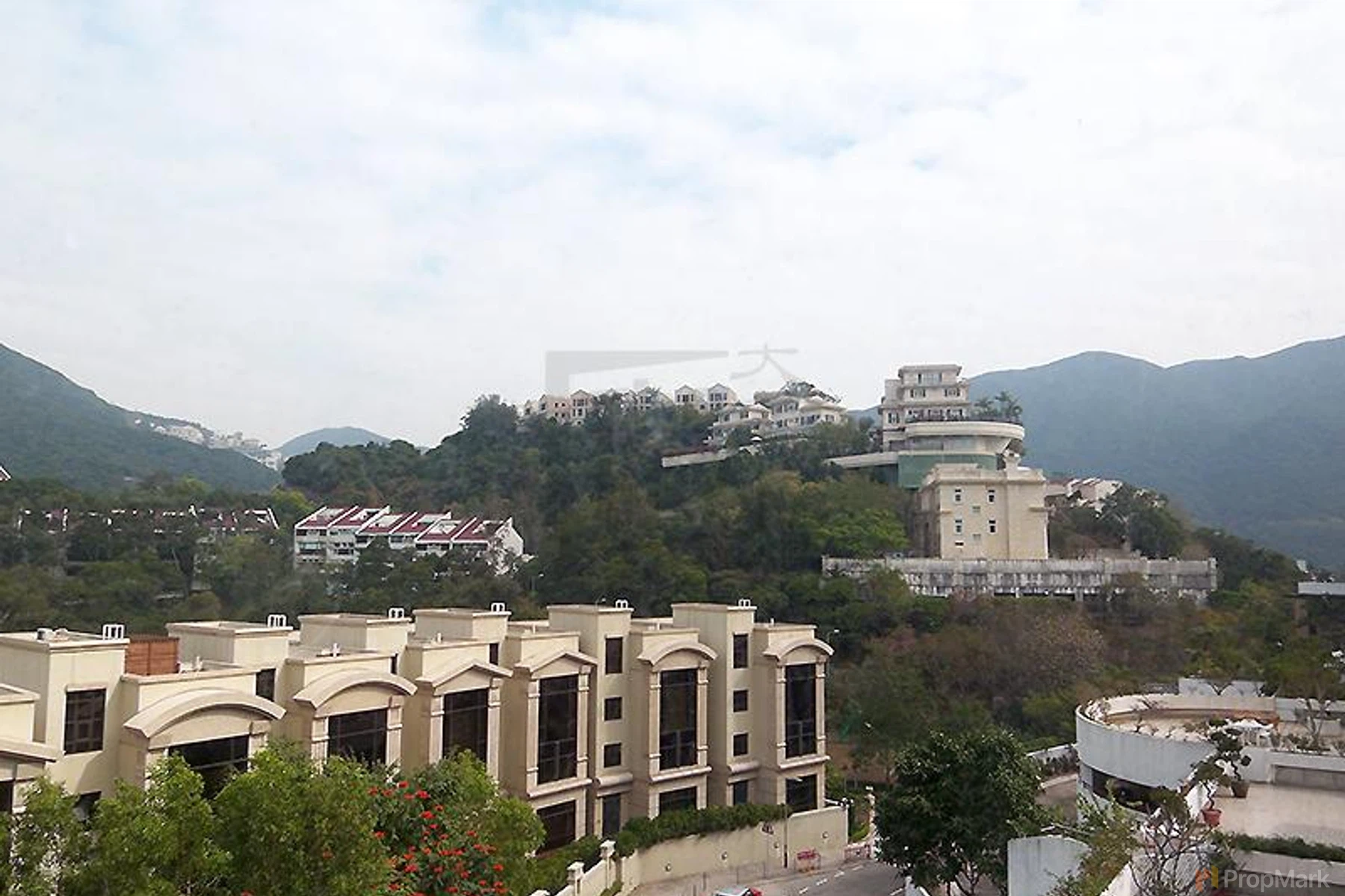 Las Pinadas - Photo 1