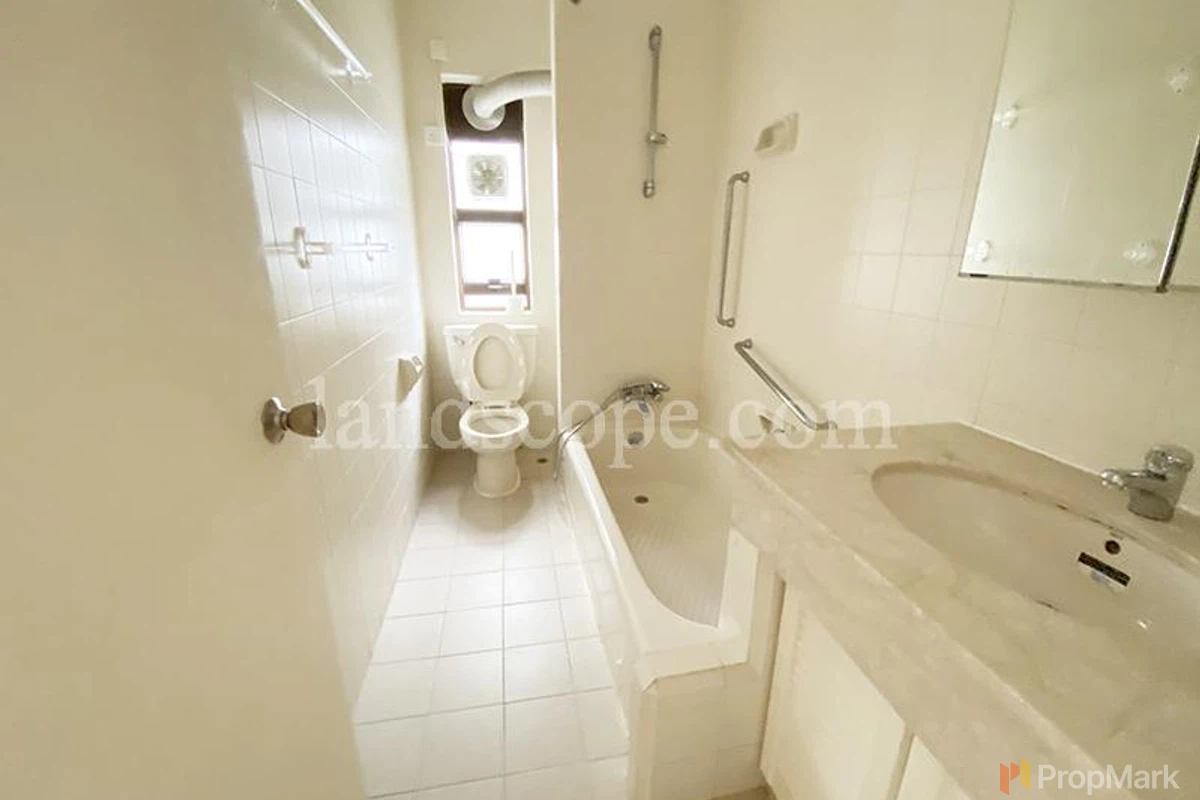 Tai Tam Crescent - Photo 7